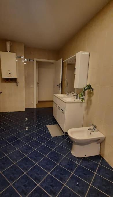 Einzigartiges Apartment Inkl. Gratis Parkplatz Βιέννη Εξωτερικό φωτογραφία