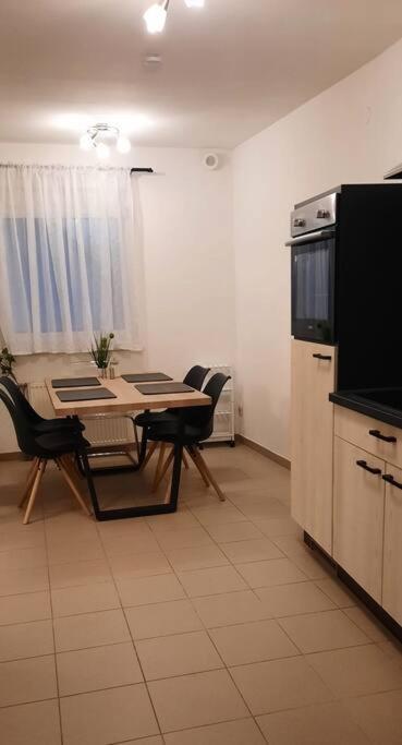 Einzigartiges Apartment Inkl. Gratis Parkplatz Βιέννη Εξωτερικό φωτογραφία