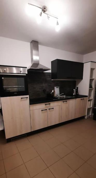 Einzigartiges Apartment Inkl. Gratis Parkplatz Βιέννη Εξωτερικό φωτογραφία